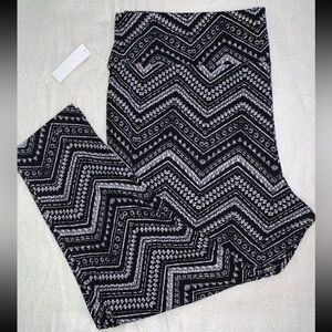 Terra & Sky Leggings- Size 4X (28W-30W)
